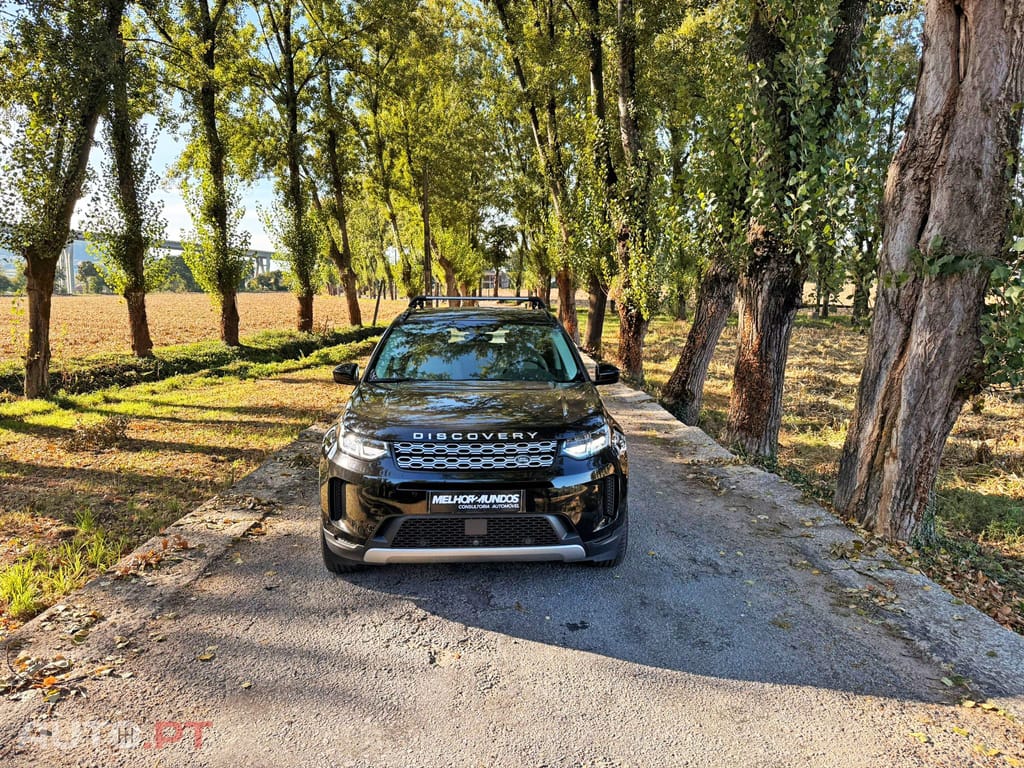Land Rover Discovery Sport P300e