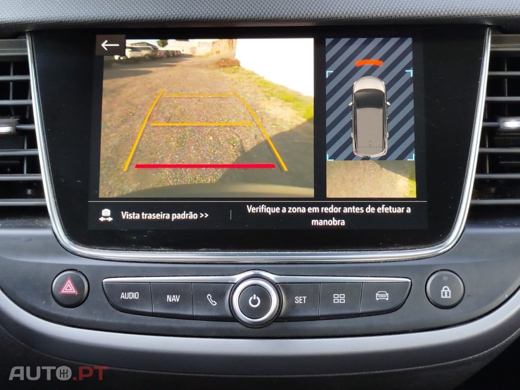 Opel Crossland 1.2 T Business Edition