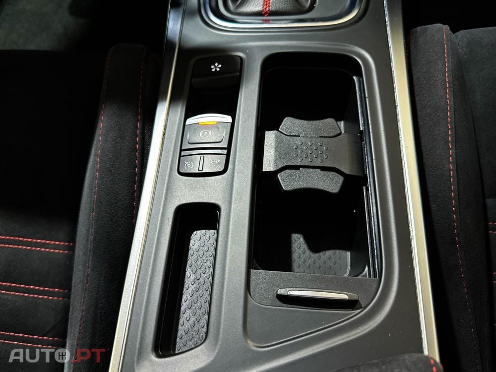 Renault Mégane 1.8 TCe R.S. EDC J19