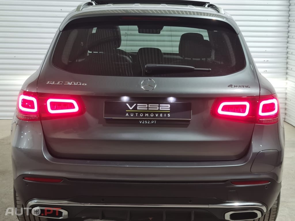 Mercedes-Benz GLC 300 e 4Matic 9G-TRONIC AMG Line
