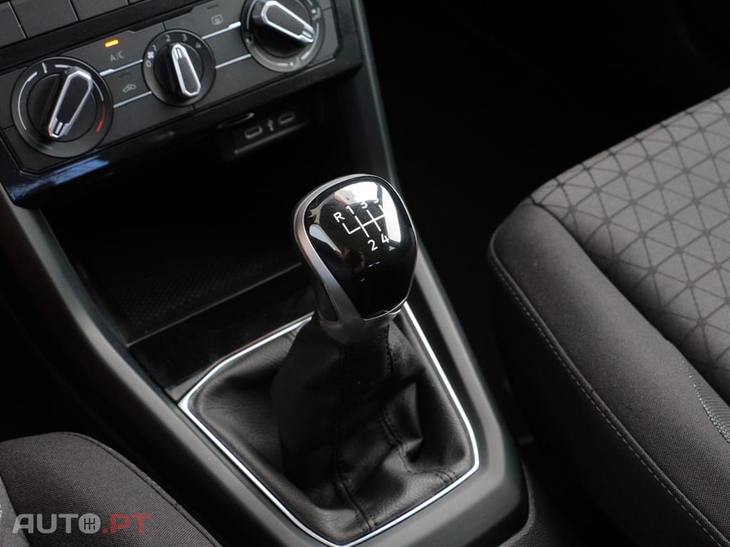 Volkswagen T-Cross 1.0 TSI Urban