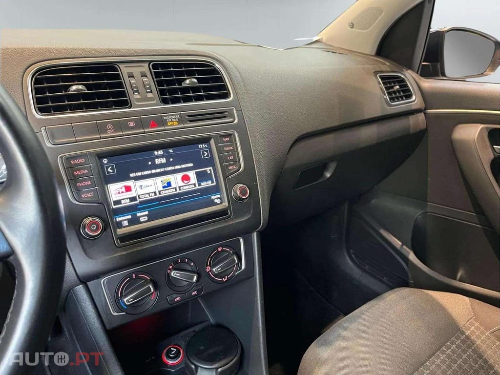 Volkswagen Polo 1.2 Tsi R-LINE