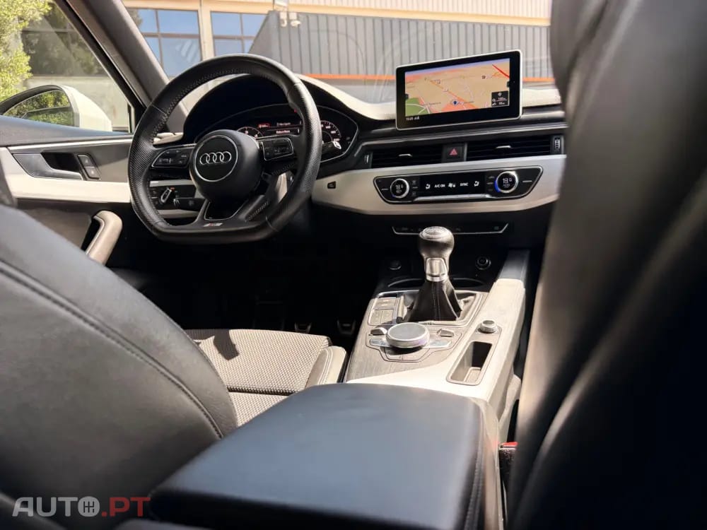 Audi A4 Avant 2.0 TDI DPF S line Sport Pack