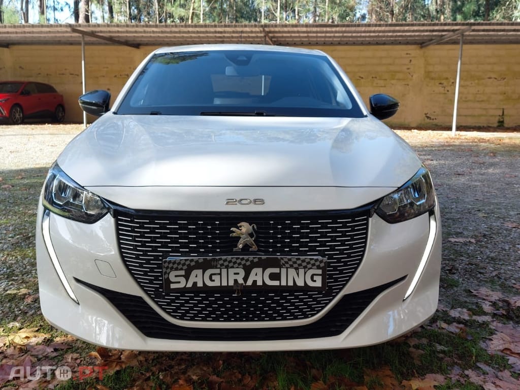 Peugeot E-208 50 kWh Style