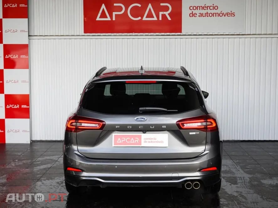 Ford Focus SW 1.0 EcoBoost ST-Line