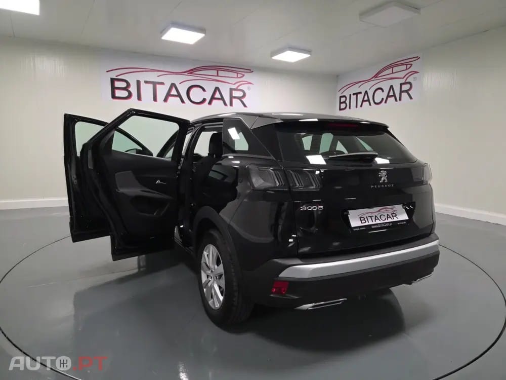 Peugeot 3008 1.5 BlueHDi Style