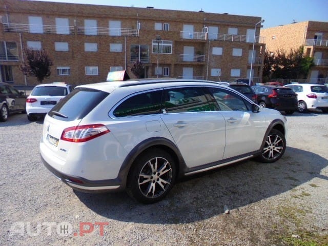 Peugeot 508 RXH 2.0 HDi Hybrid4 2-Tronic