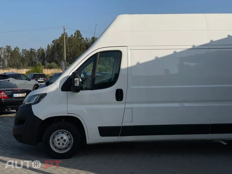 Peugeot Boxer 2.2 Blue HDi 335 L3H3 Pro