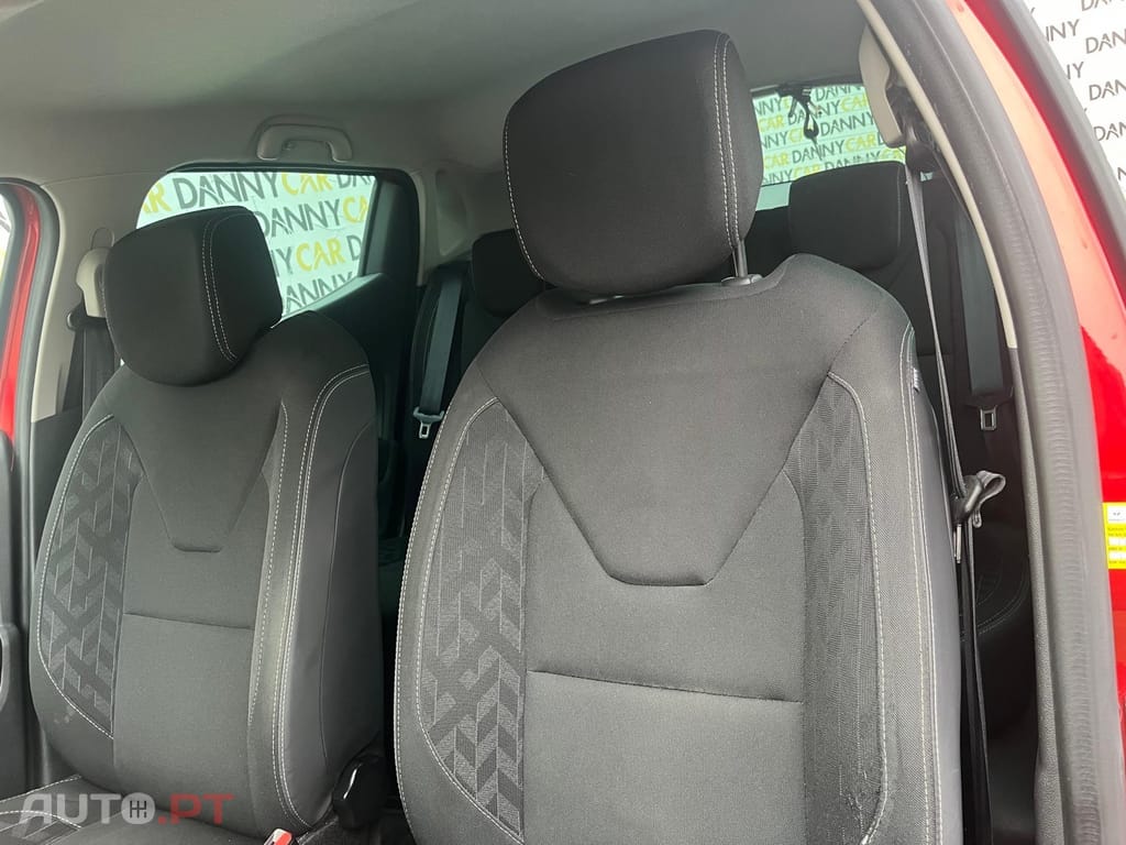 Renault Clio (Energy) TCe 90 Start & Stop LIMITED