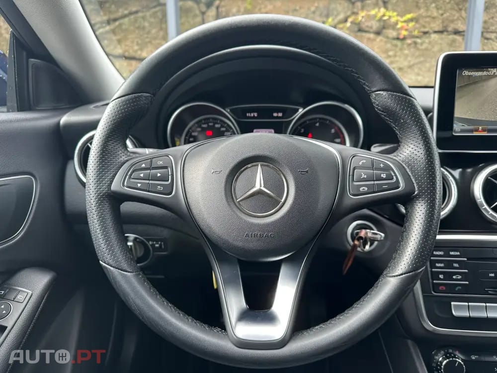 Mercedes-Benz CLA 180 d Urban