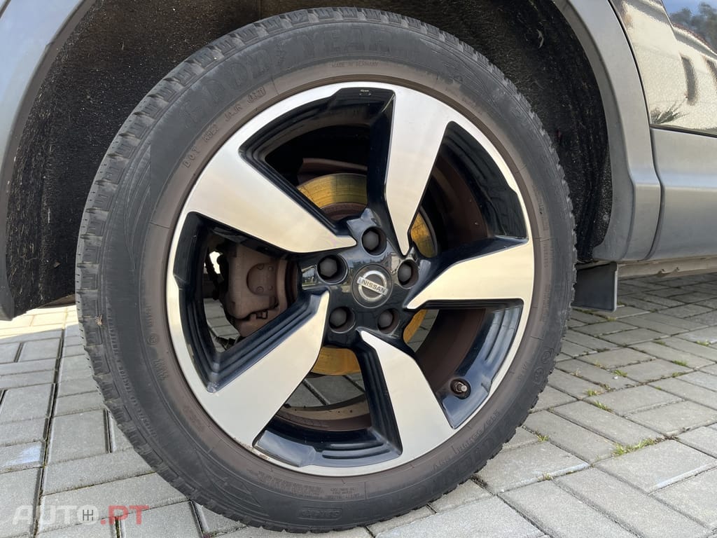 Nissan Qashqai 1.5 dCi N-Connecta 18 RS+PS