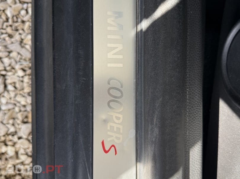 MINI Cooper Cooper S