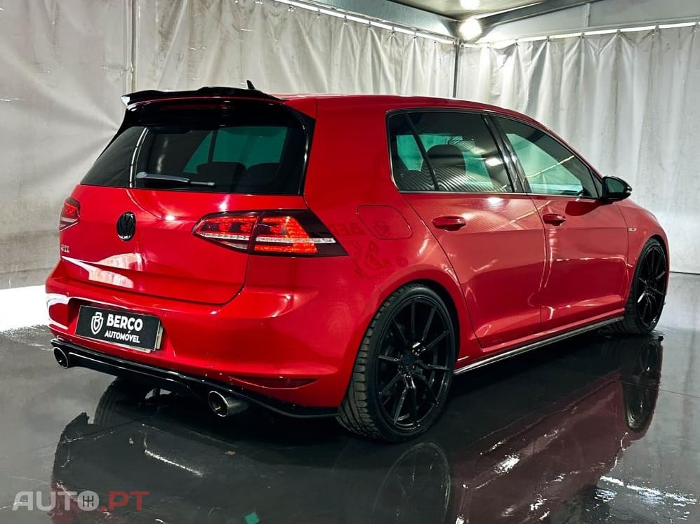 Volkswagen Golf 2.0 TSi GTi DSG Performance
