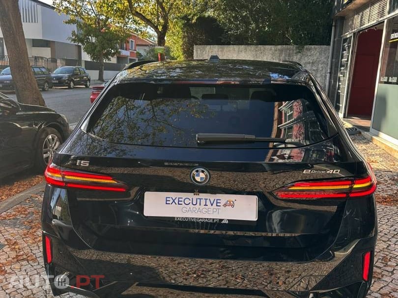 BMW i5 eDrive40 Pack Desportivo M Pro