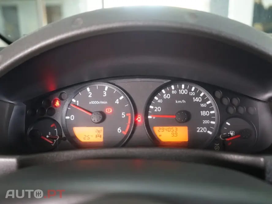 Nissan Navara 2.5 dCi CD SE C-Channel