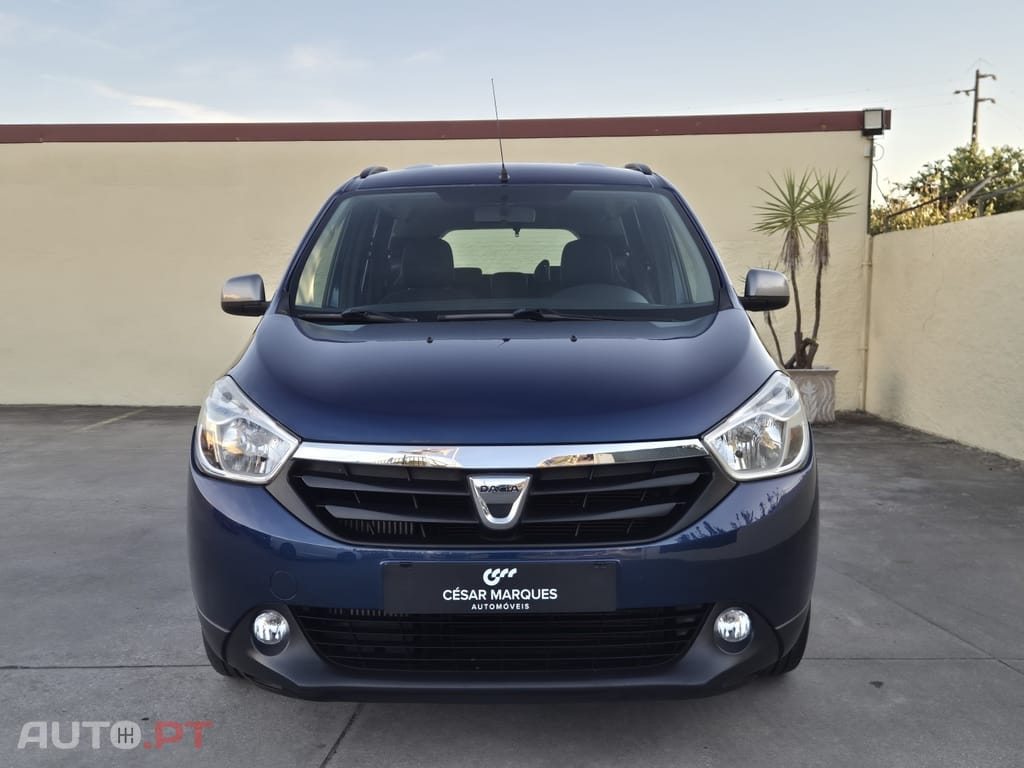 Dacia Lodgy 1.5 dCi SL 10 Anos 7L