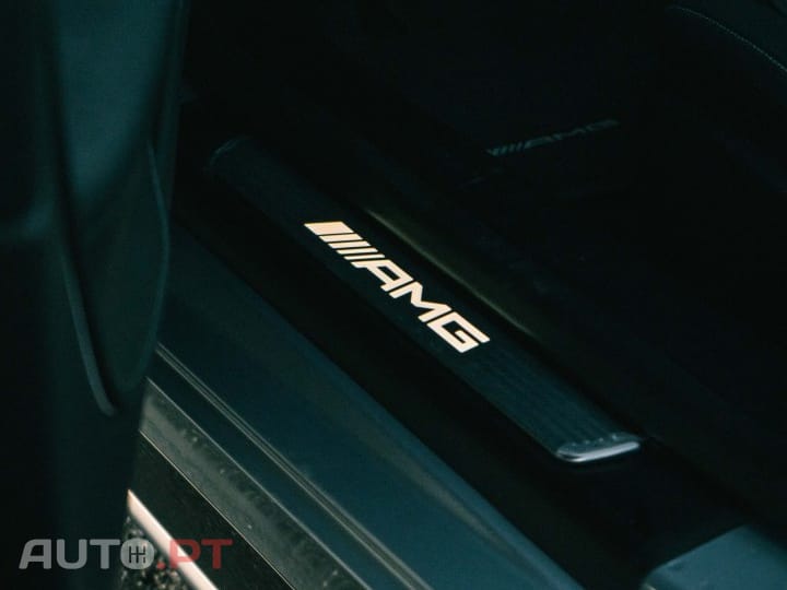 Mercedes-Benz SL 43 AMG Standard