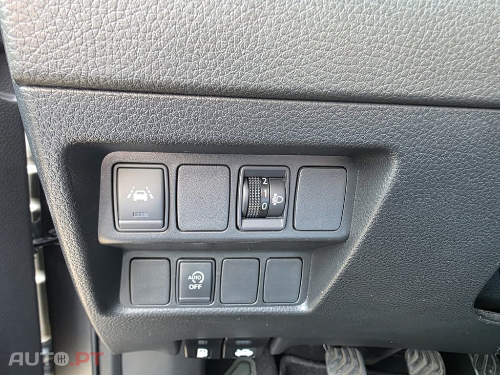 Nissan Qashqai 1.5 dCi N-Connecta J18