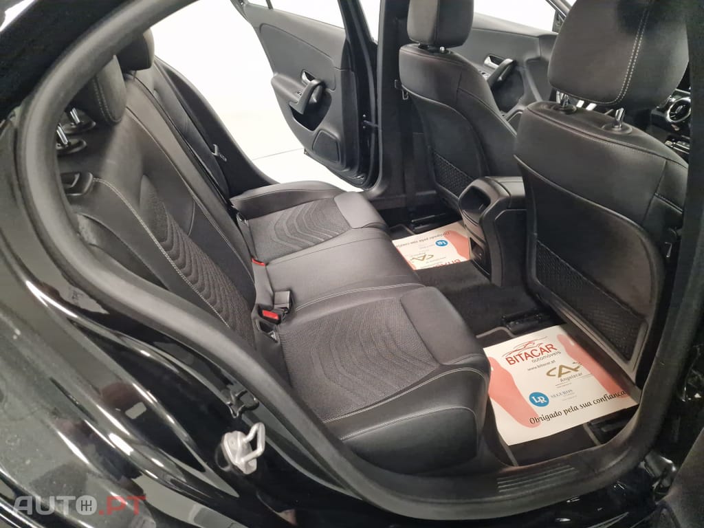 Mercedes-Benz A 250 E STYLE PLUS Hibrido Plug-In