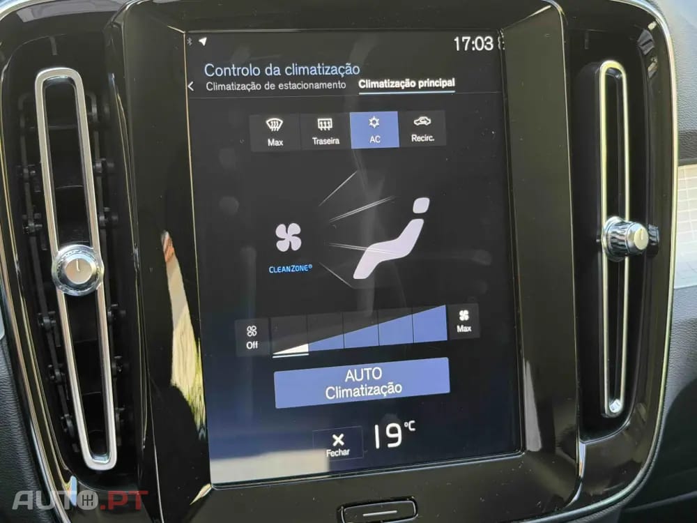 Volvo XC40 1.5 T3 Momentum Plus Geartronic