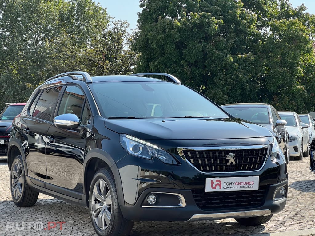 Peugeot 2008 1.5 BlueHDi Signature