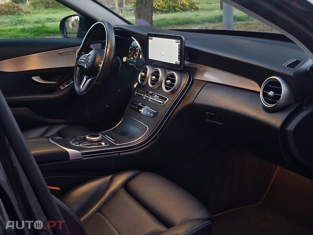 Mercedes-Benz C 300 DE T 9G-TRONIC Avantgarde