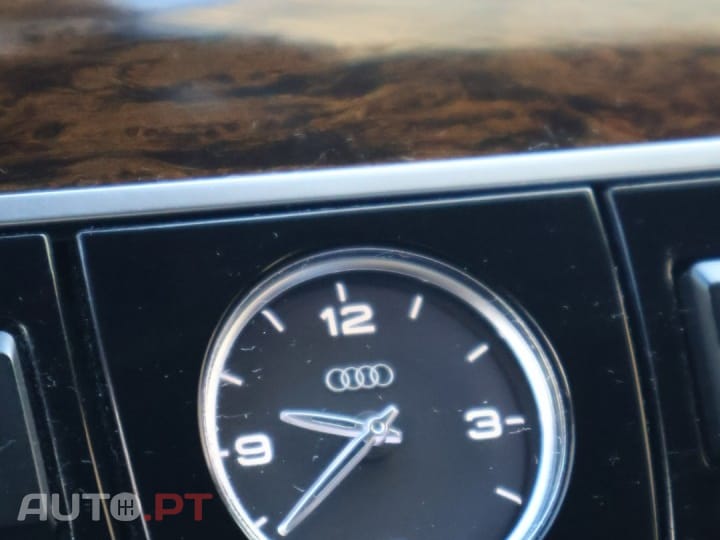 Audi A8 3.0 TDi V6 quattro