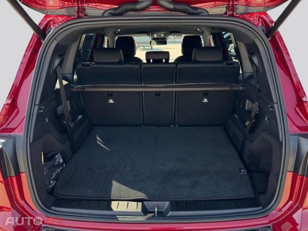 Mercedes-Benz EQB 300 4M AMG Adv  I.V.A DEDUTIVEL 