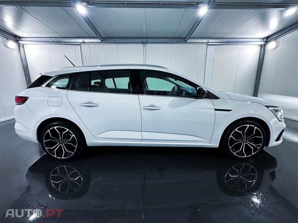 Renault Mégane ST HYBRID 1.6 TCE 160CV