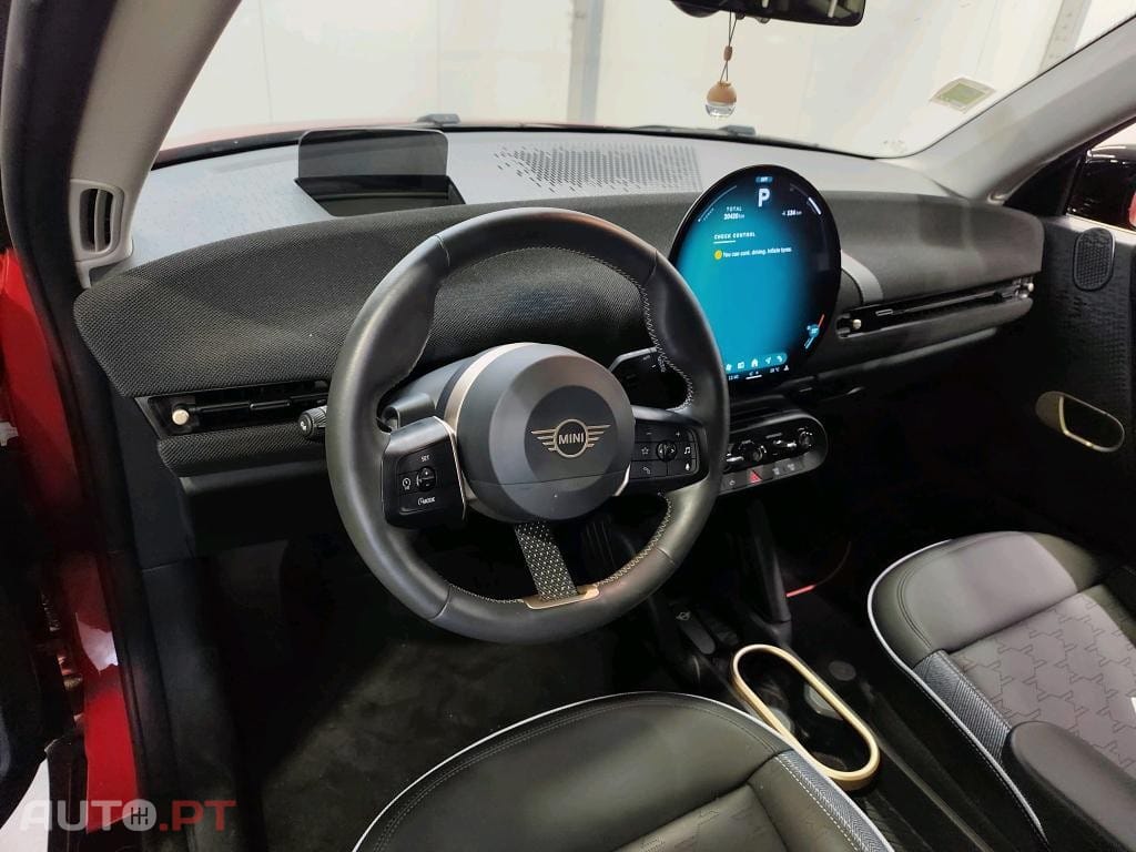 MINI Cooper Cooper SE Classic M