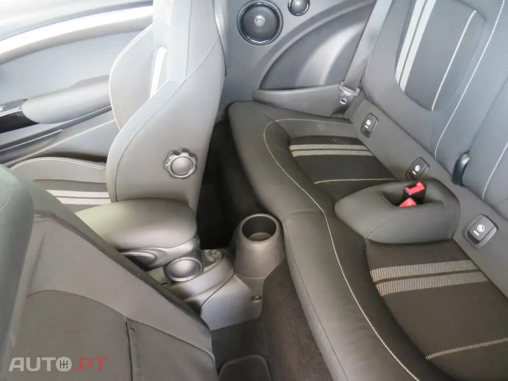 MINI Cabrio John Cooper Works