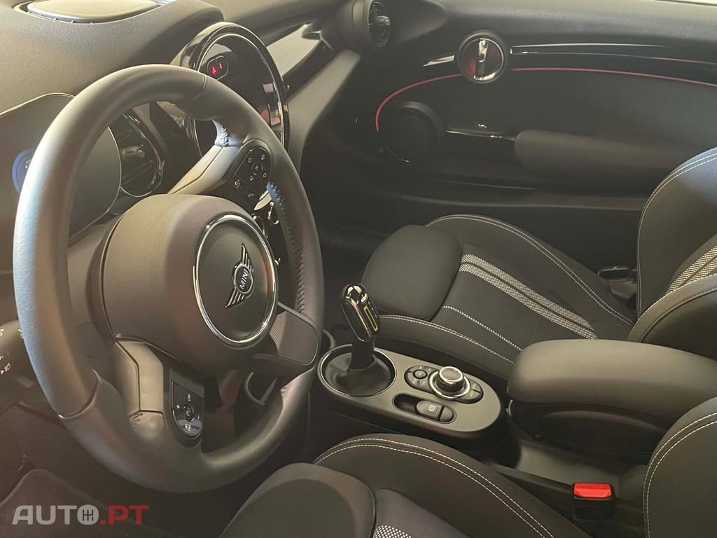 MINI Electric COOPER SE