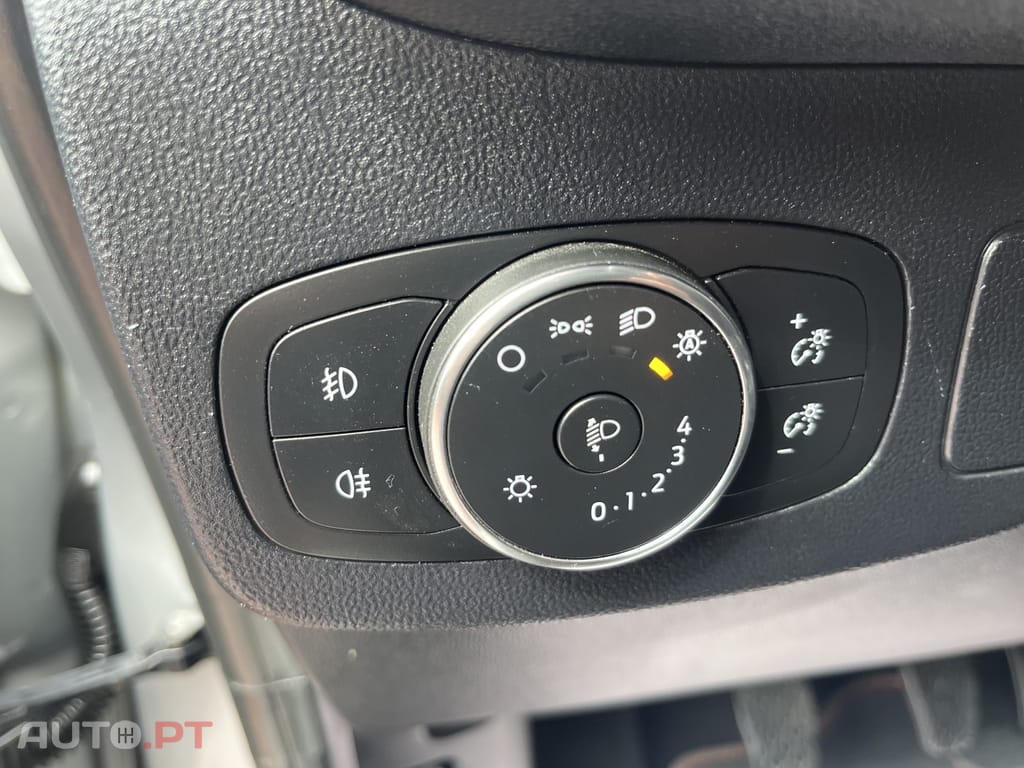 Ford Puma 1.0 EcoBoost MHEV ST-Line