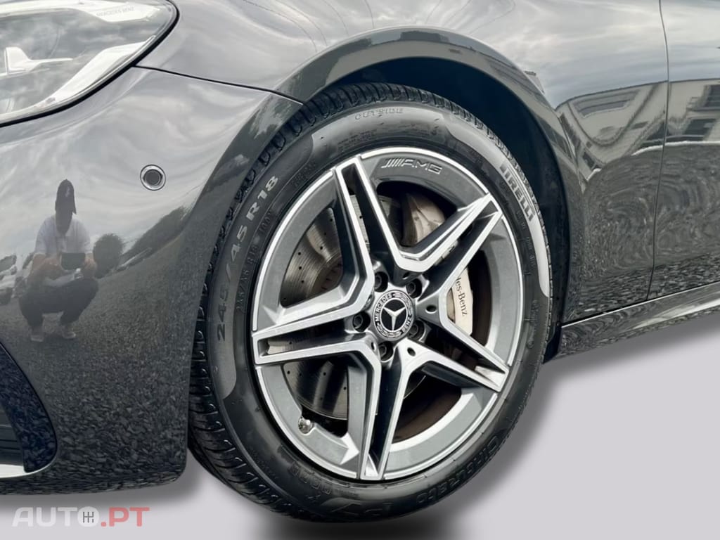 Mercedes-Benz E 300 I.V.A DEDUTIVEL e T AMG