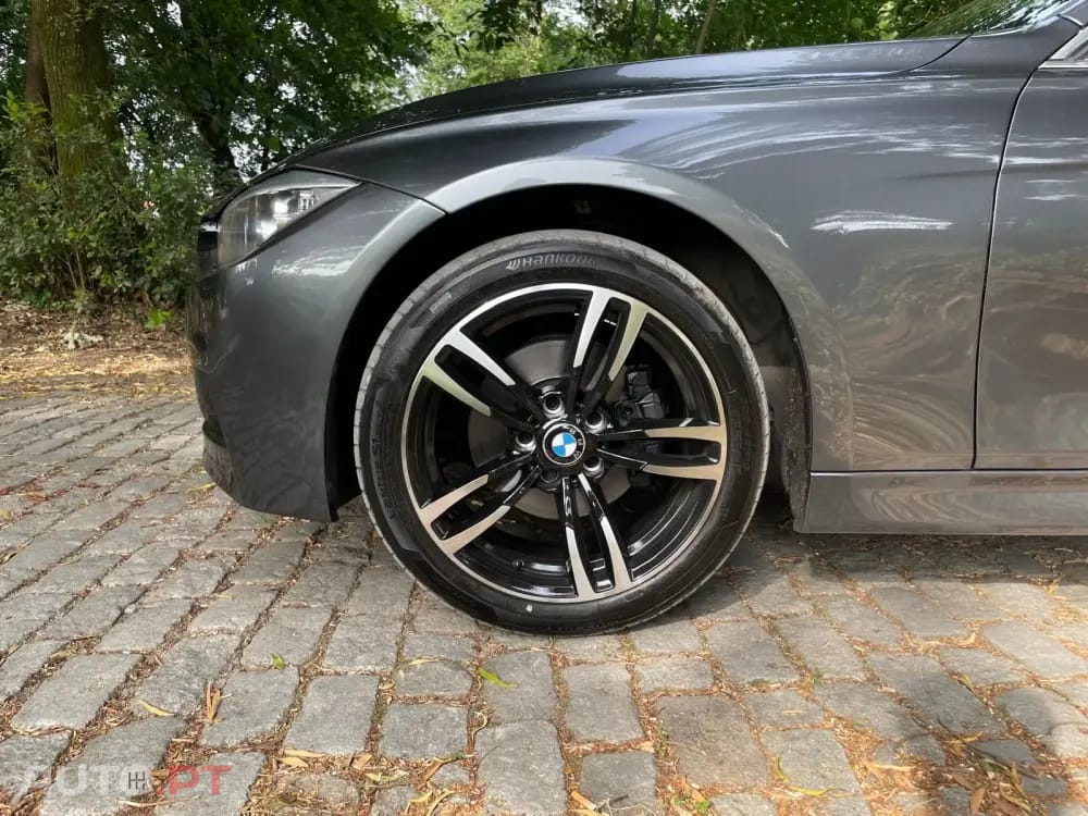 BMW 320 d Touring xDrive Pack M Auto