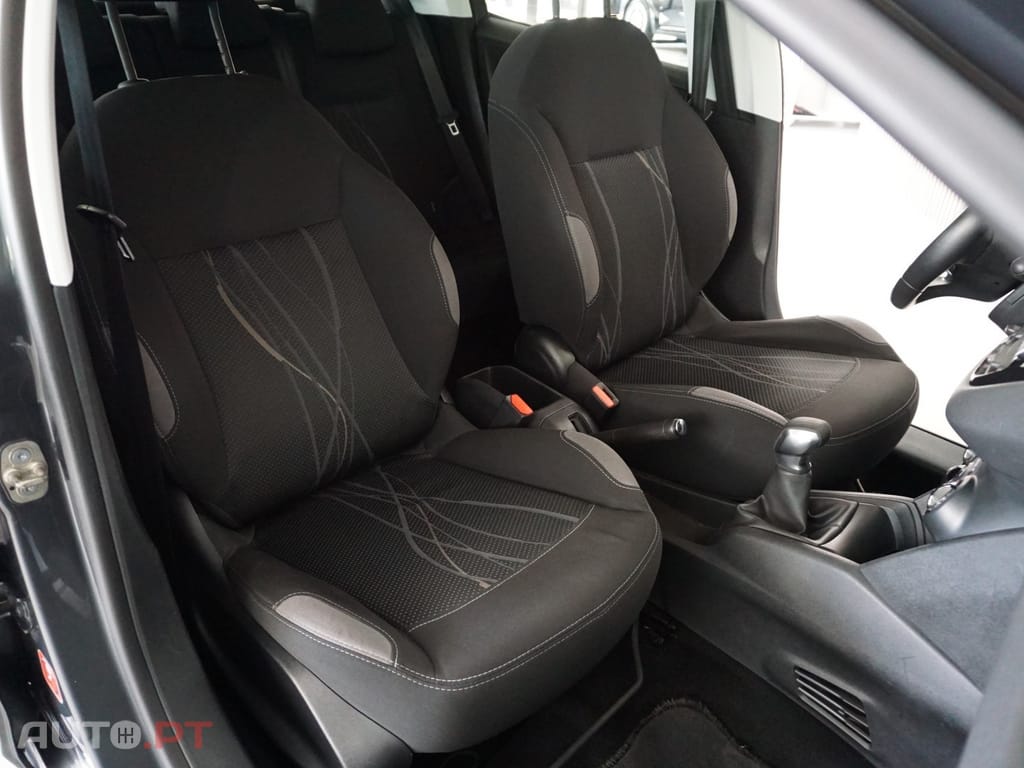 Peugeot 208 1.2 PureTech Style