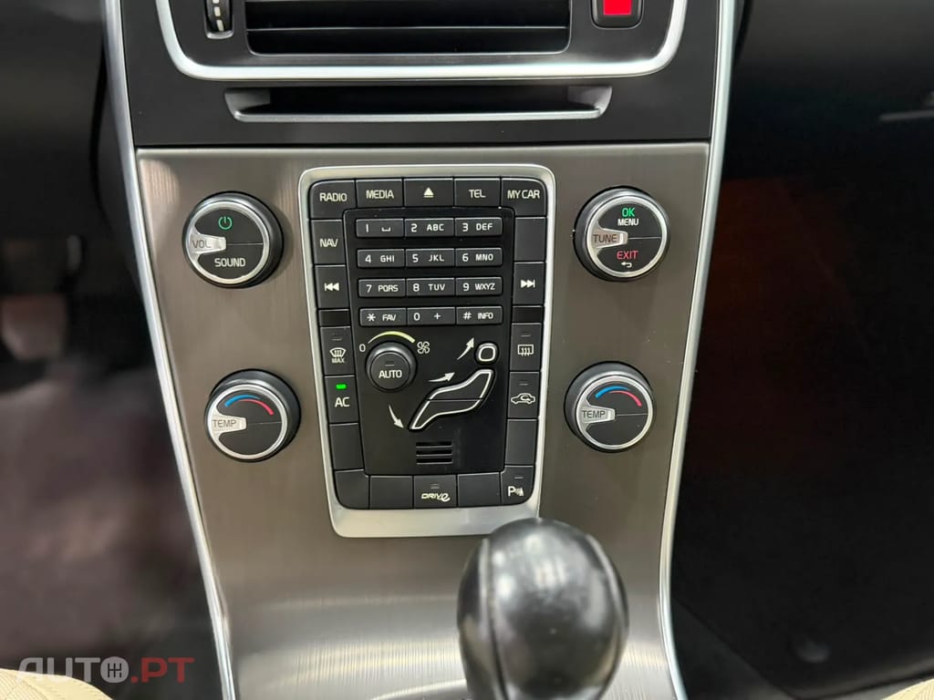 Volvo V60 1.6 D2 Drive Momentum Start/Stop
