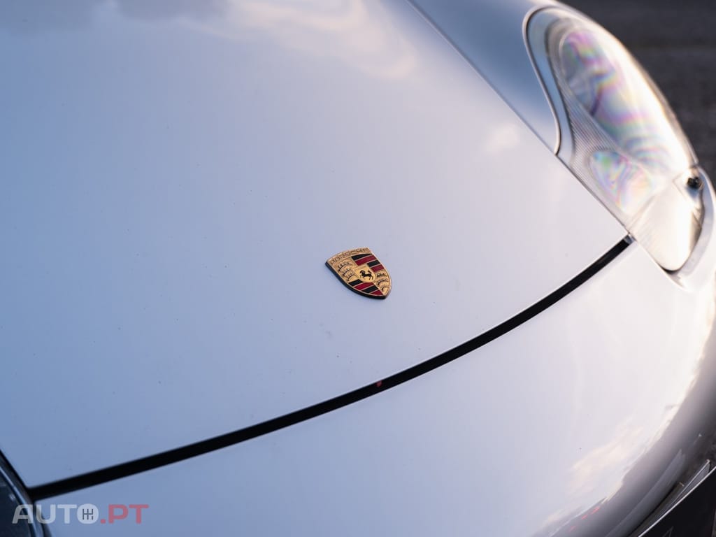 Porsche 996 Carrera 4 Coupé