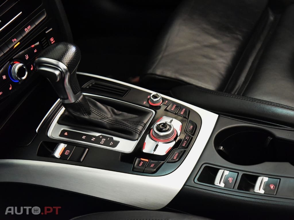 Audi A5 2.0TDI MULTITRONIC S-LINE