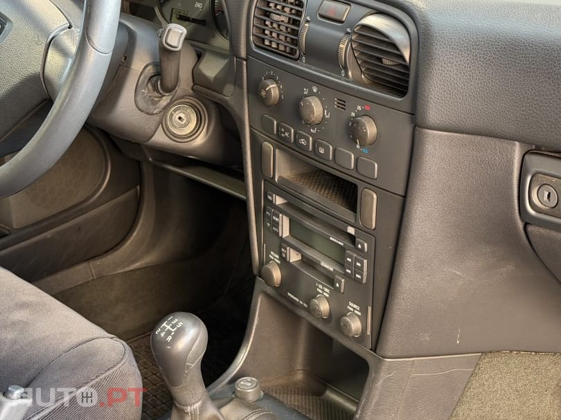 Volvo V40 1.9 D CR