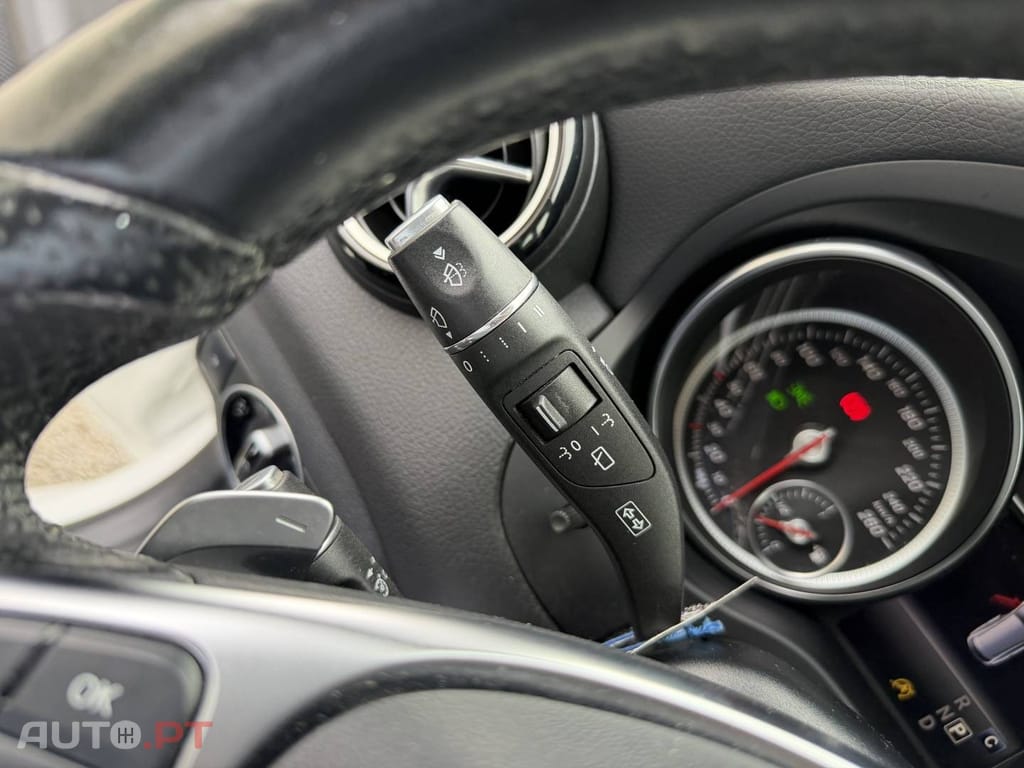 Mercedes-Benz CLA 180 d Shooting Brake AMG Line