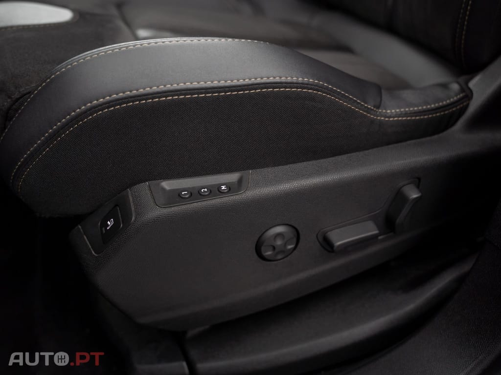 Peugeot 5008 1.5 BlueHDi GT EAT8