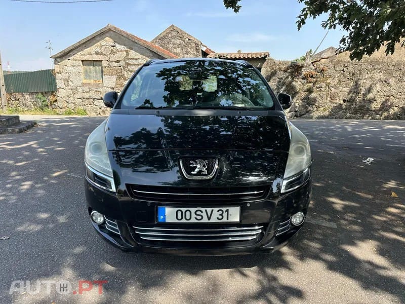 Peugeot 5008 1.6 e-HDi 7L Allure 2-Tronic 113g