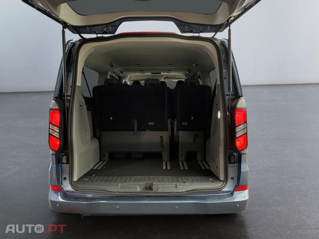 Ford Tourneo 2.0 EcoBlue L2H1 Titanium Aut.
