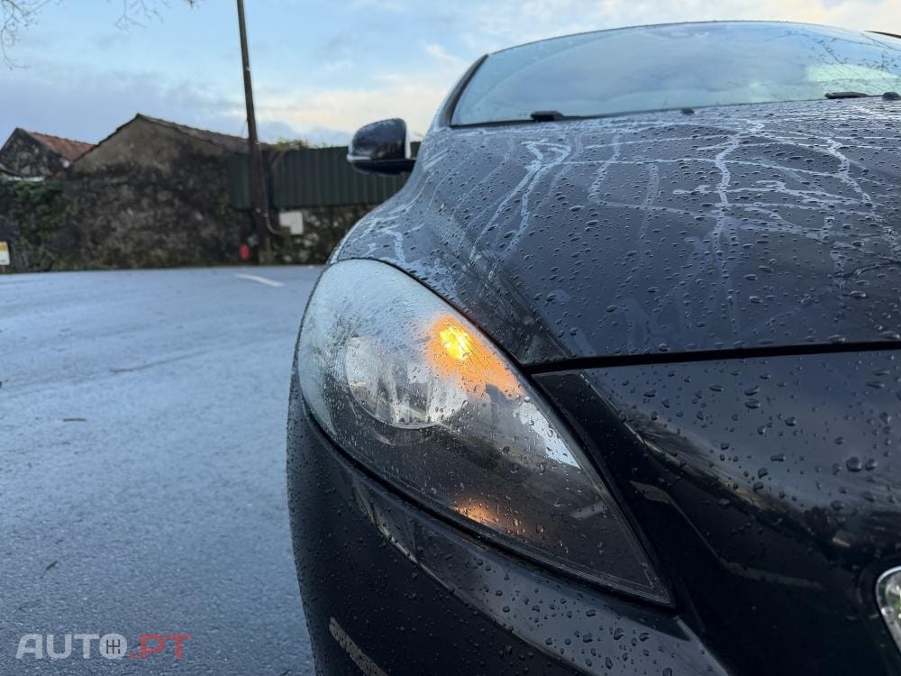 Volvo V40 2.0 D2 Ocean Race Edition