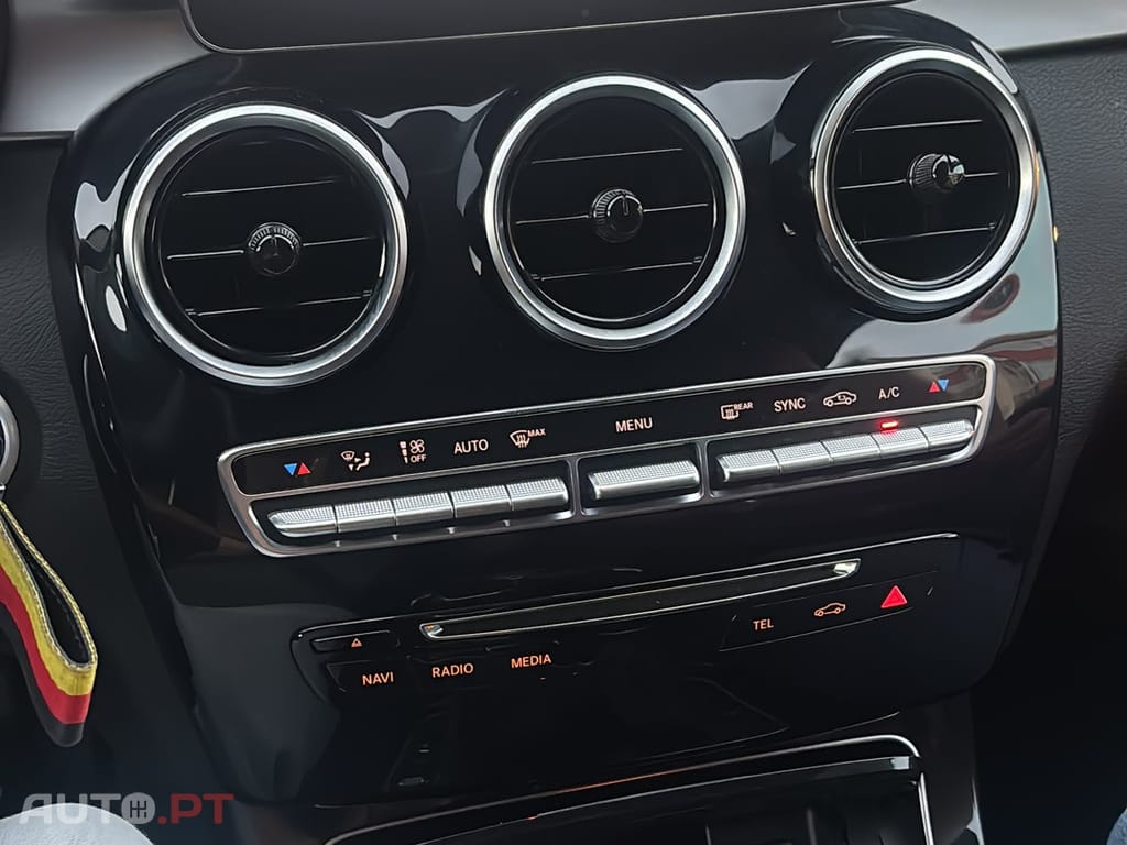 Mercedes-Benz C 200 C 200 d Station