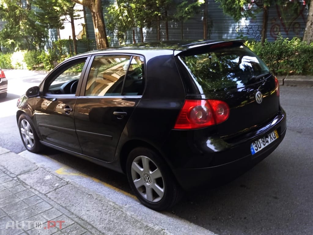 Volkswagen Golf V 1.9TDI 105cv 6vel AC