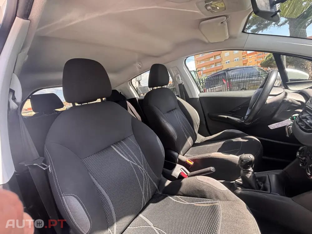 Peugeot 208 1.4 HDi Allure