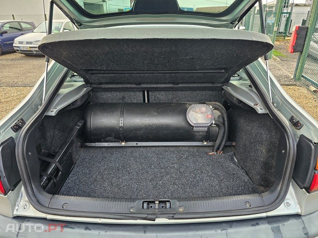 Renault Laguna 1.8 Expression
