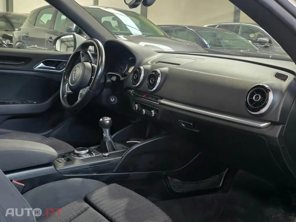 Audi A3 Cabrio 1.4 TFSi Attraction